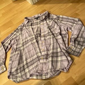 4/$10✨ plaid button up flannel